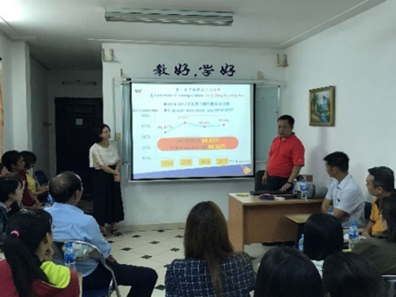 本校教師前往越南胡志明市進行招生說明會